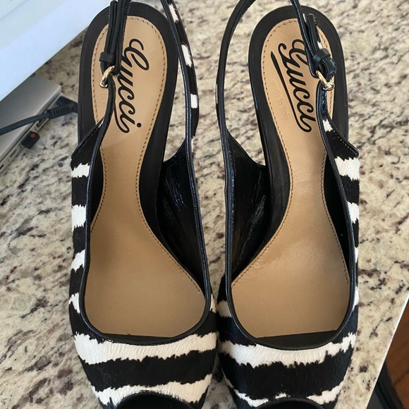Gucci Zebra Pumps - Picture 5 of 5